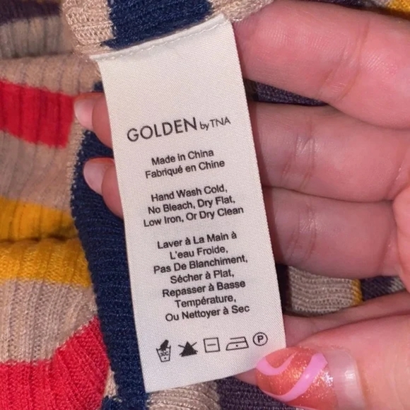 Golden by TNA (Aritzia) Linen Blend Striped Knit Tank Top Size M - Picture 6 of 7